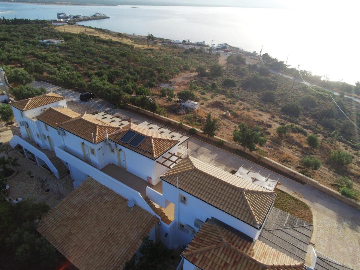 Voula Resort เอลาฟอนนิซอส ภายนอก รูปภาพ
